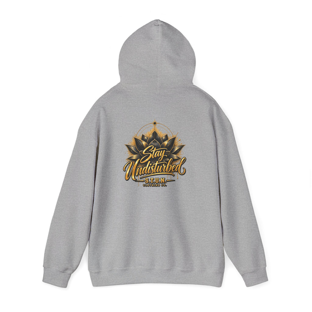 "Stay Undisturbed" Hoodie, Unisex — Minimalistischer Script-Pullover im Relaxed-Fit
